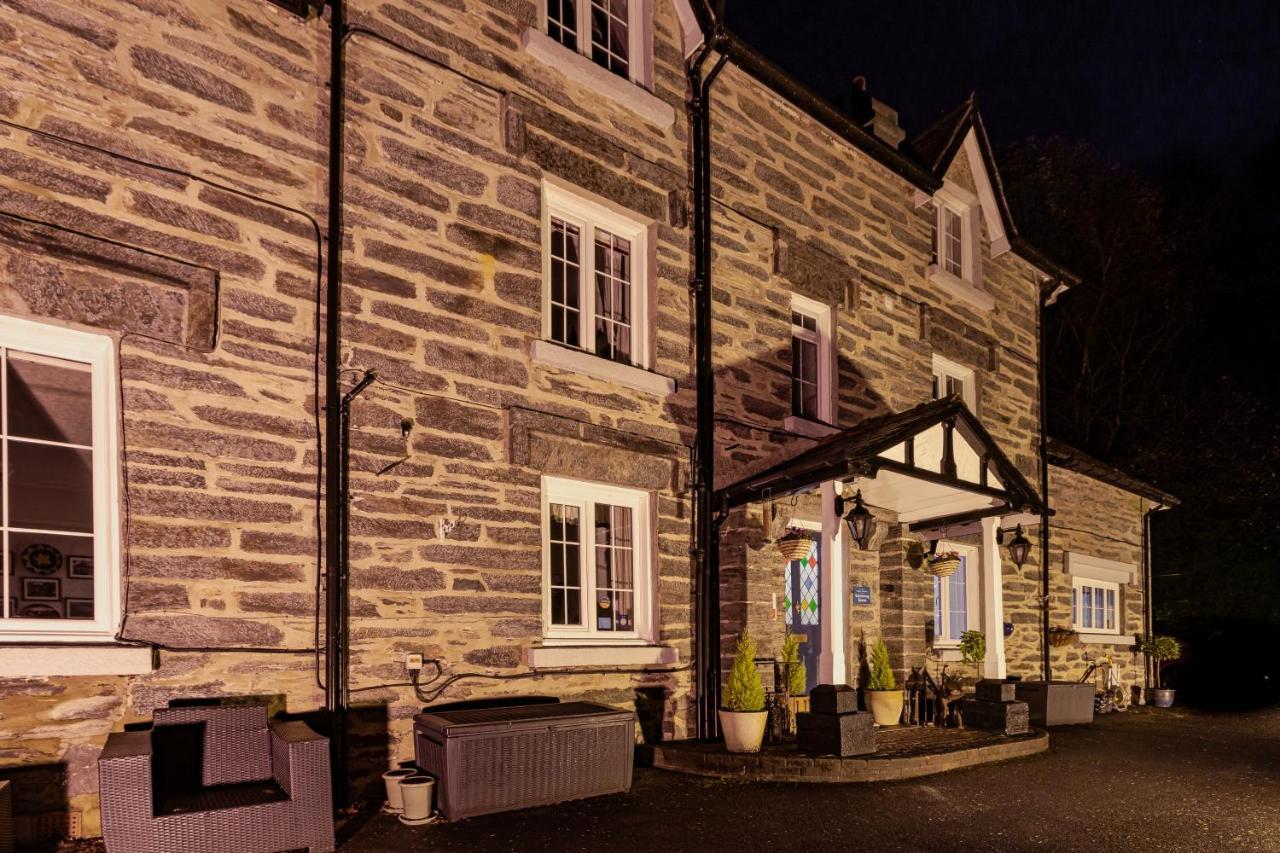 Glyntwrog House Bed & Breakfast Betws-y-Coed Exterior photo